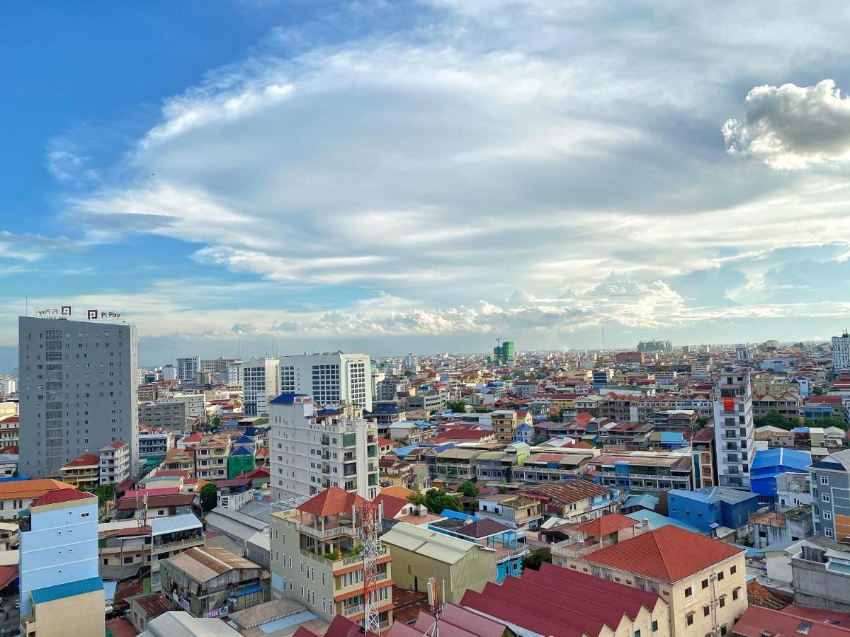 Yunfan Hotel Phnom Penh Esterno foto