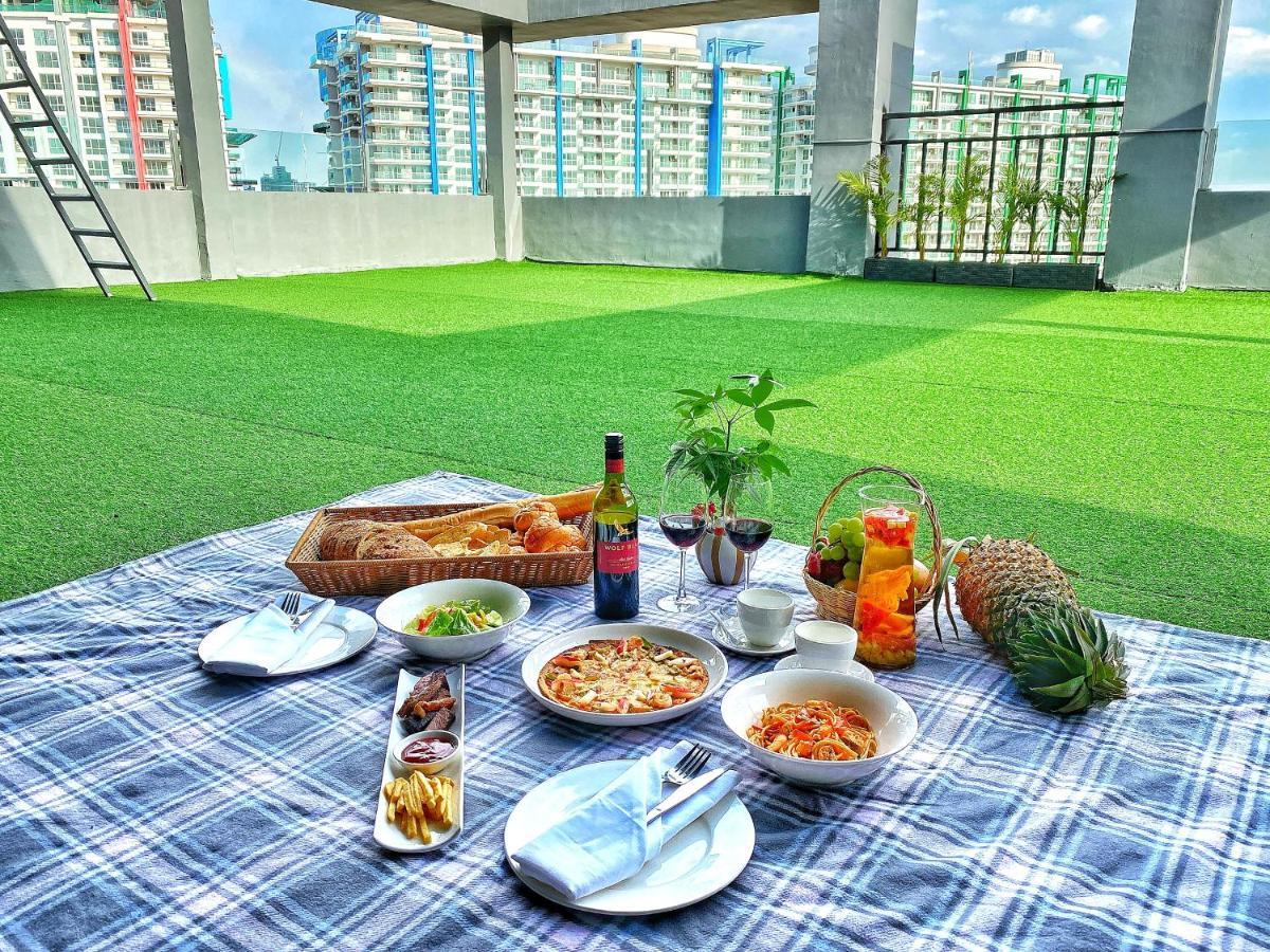 Yunfan Hotel Phnom Penh Esterno foto