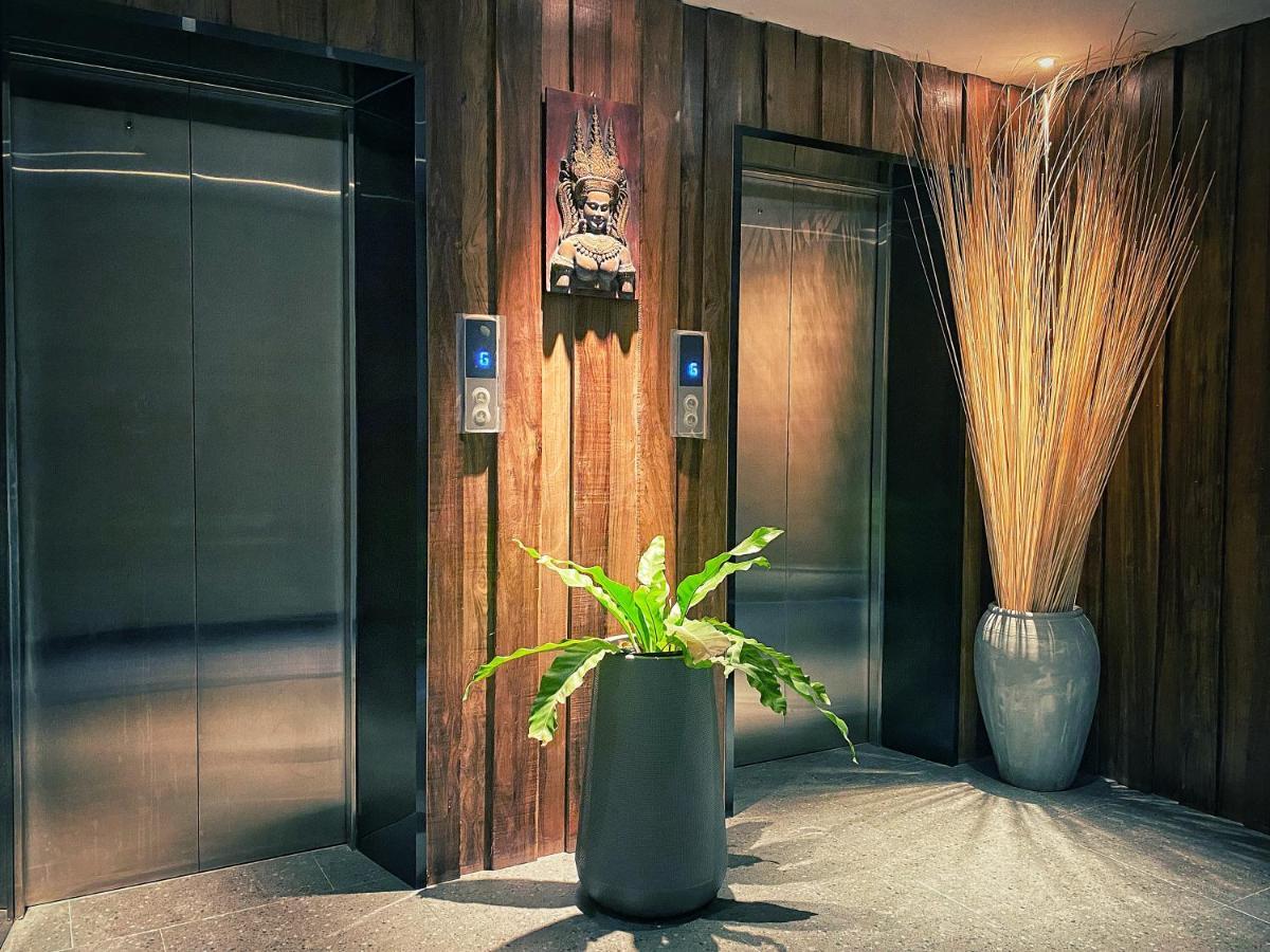 Yunfan Hotel Phnom Penh Esterno foto